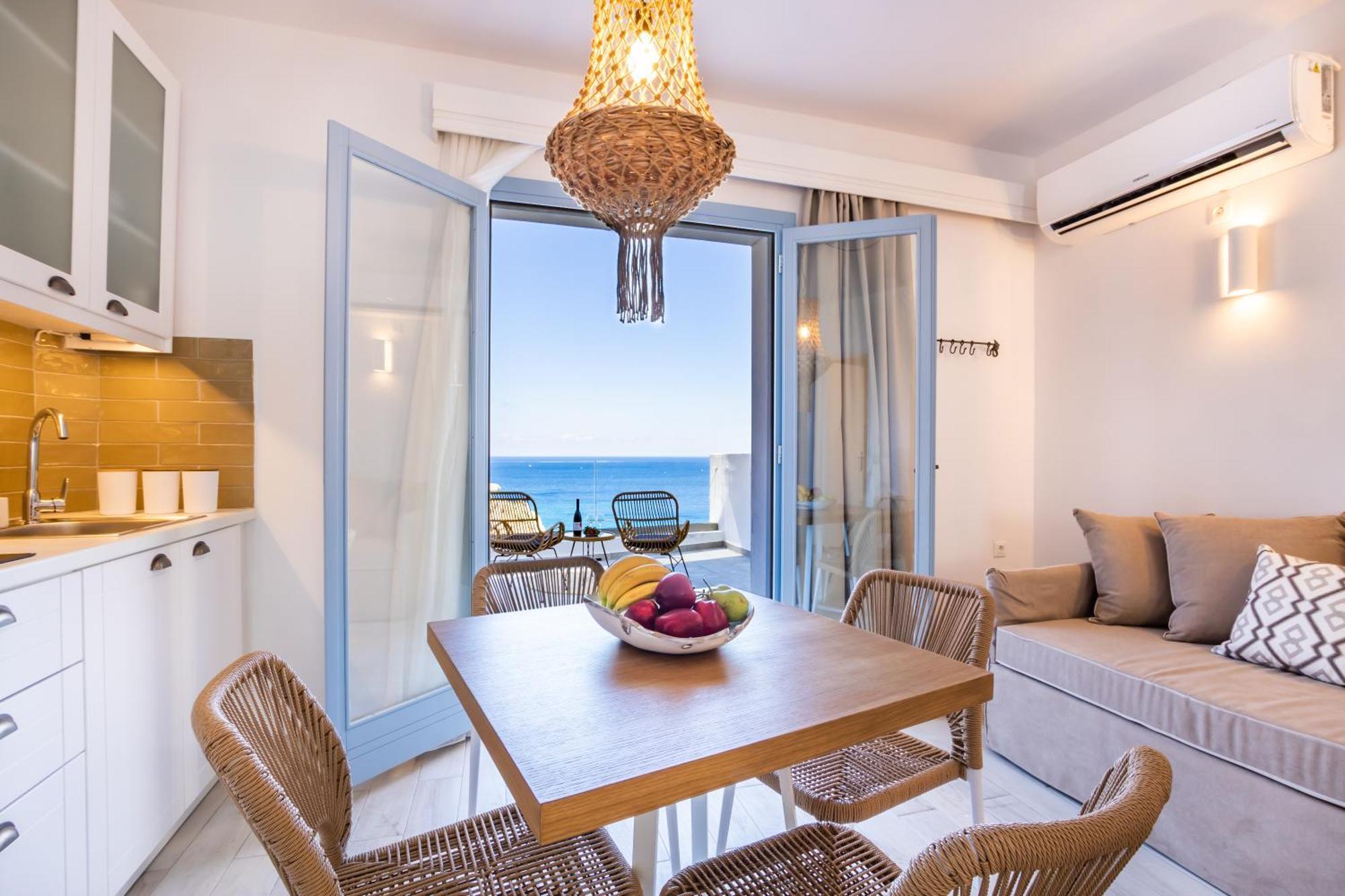 Yploui Suites Karpathos Ngoại thất bức ảnh