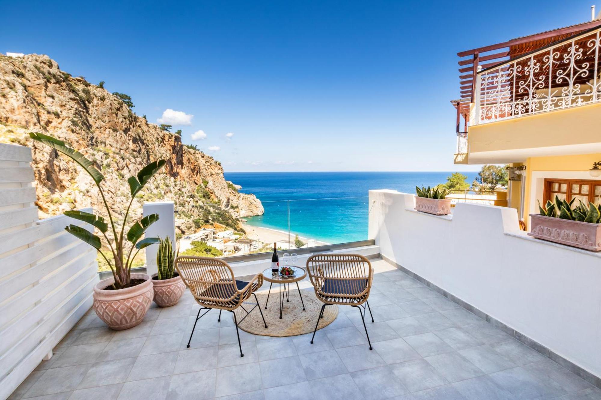 Yploui Suites Karpathos Ngoại thất bức ảnh