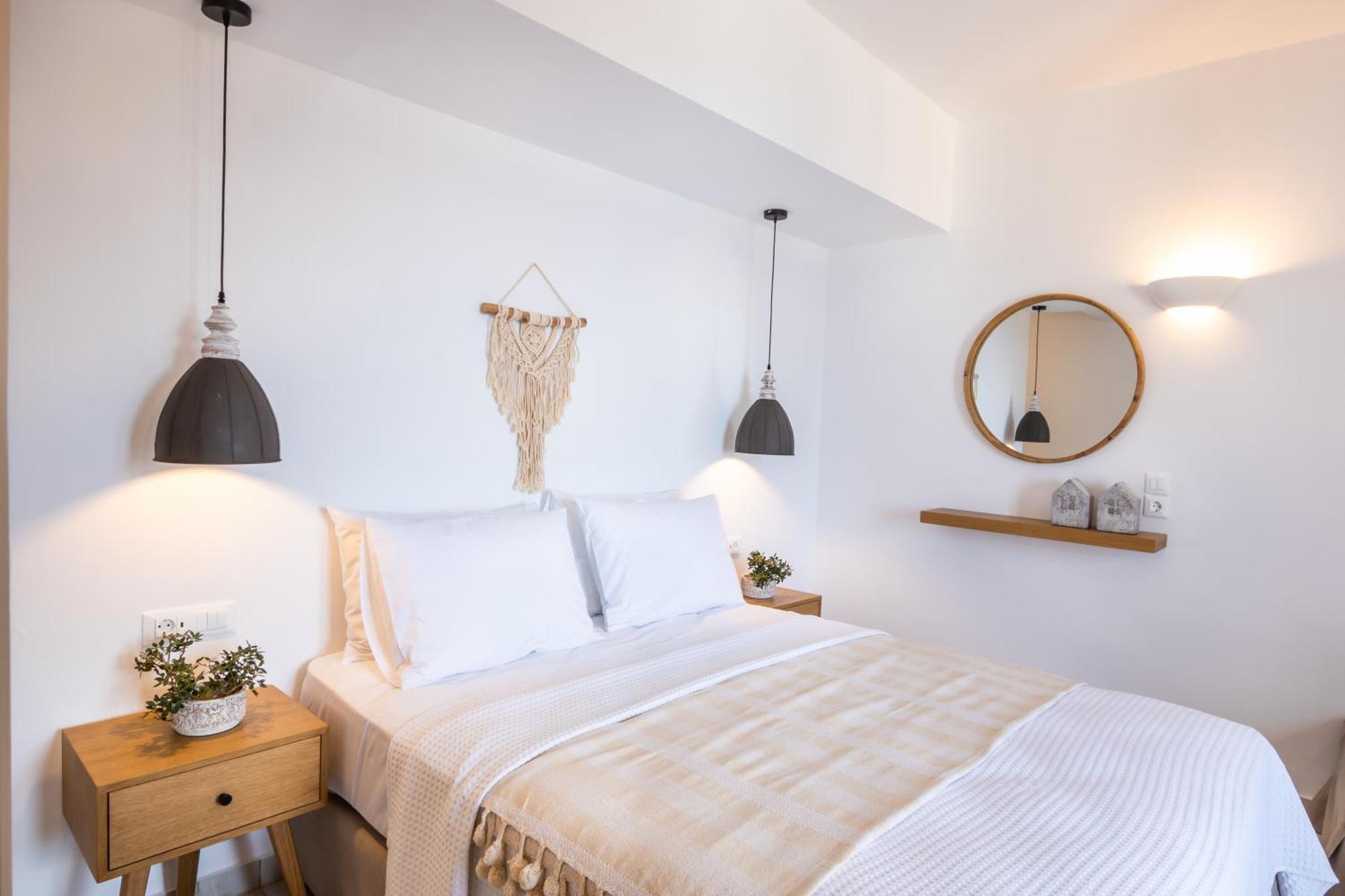 Yploui Suites Karpathos Ngoại thất bức ảnh