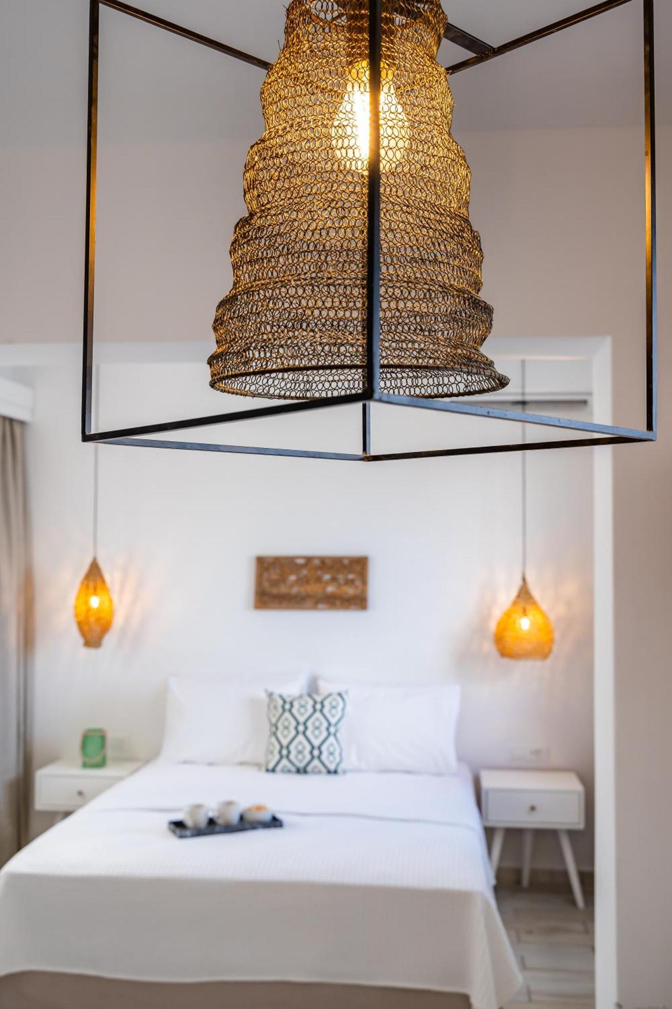 Yploui Suites Karpathos Ngoại thất bức ảnh