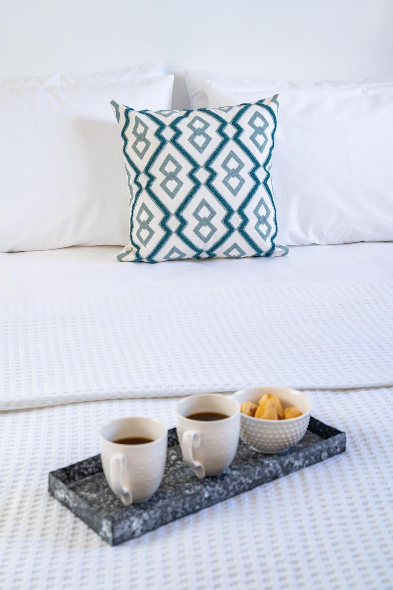 Yploui Suites Karpathos Ngoại thất bức ảnh