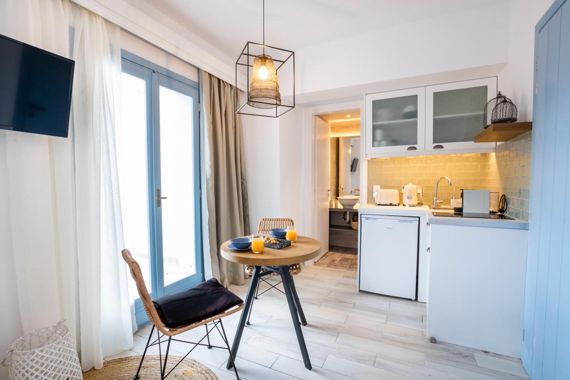 Yploui Suites Karpathos Ngoại thất bức ảnh