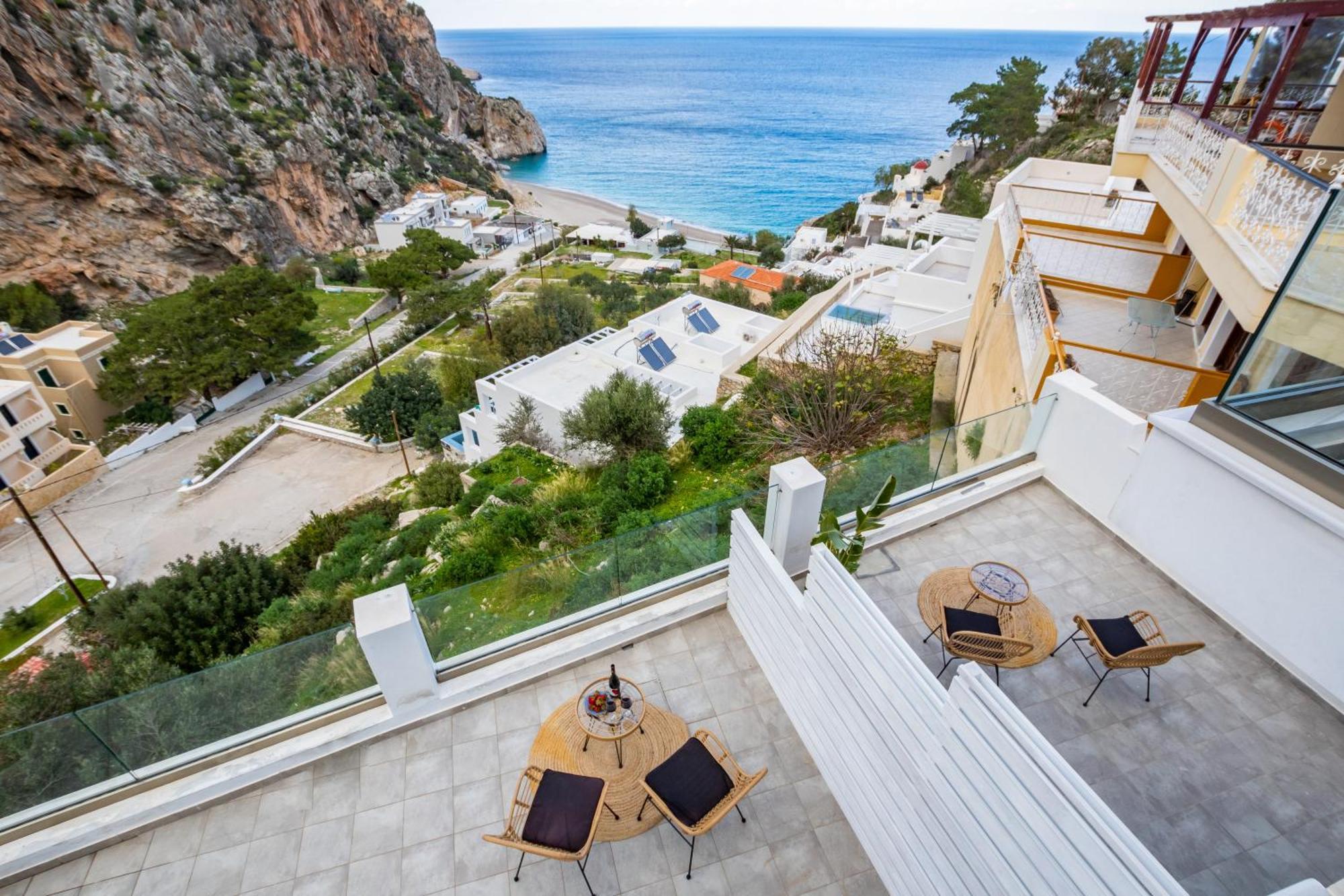 Yploui Suites Karpathos Ngoại thất bức ảnh