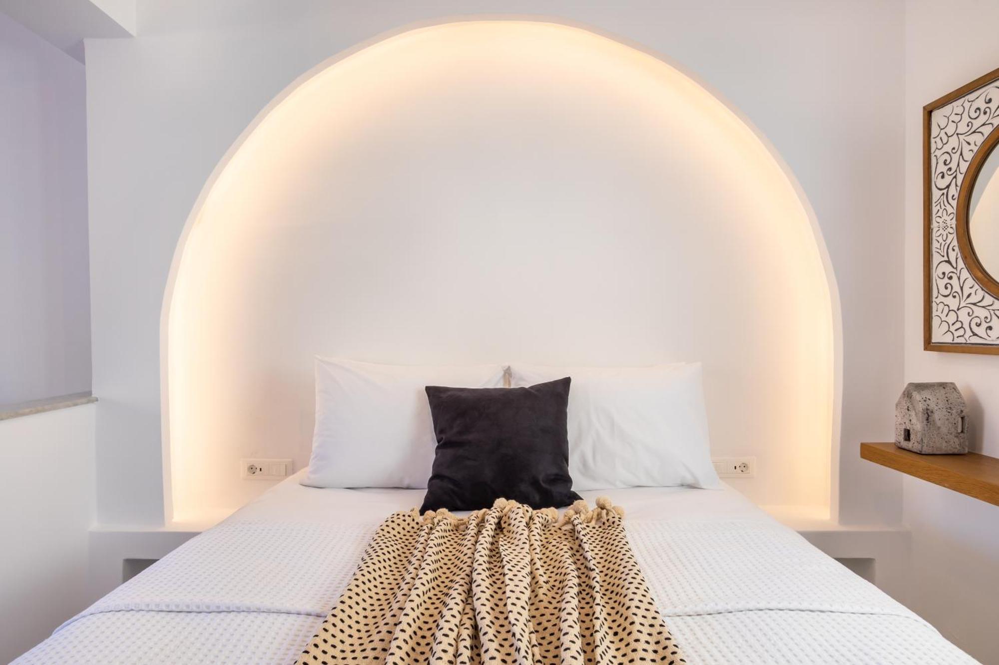Yploui Suites Karpathos Ngoại thất bức ảnh