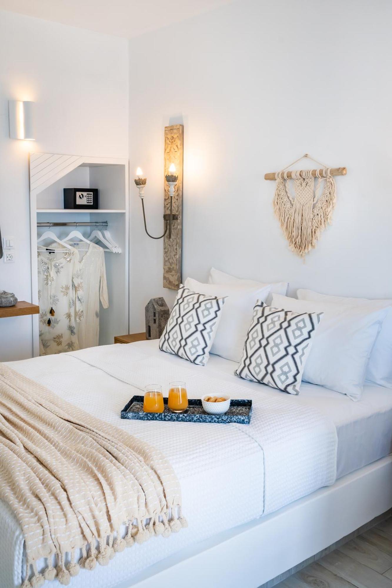 Yploui Suites Karpathos Ngoại thất bức ảnh