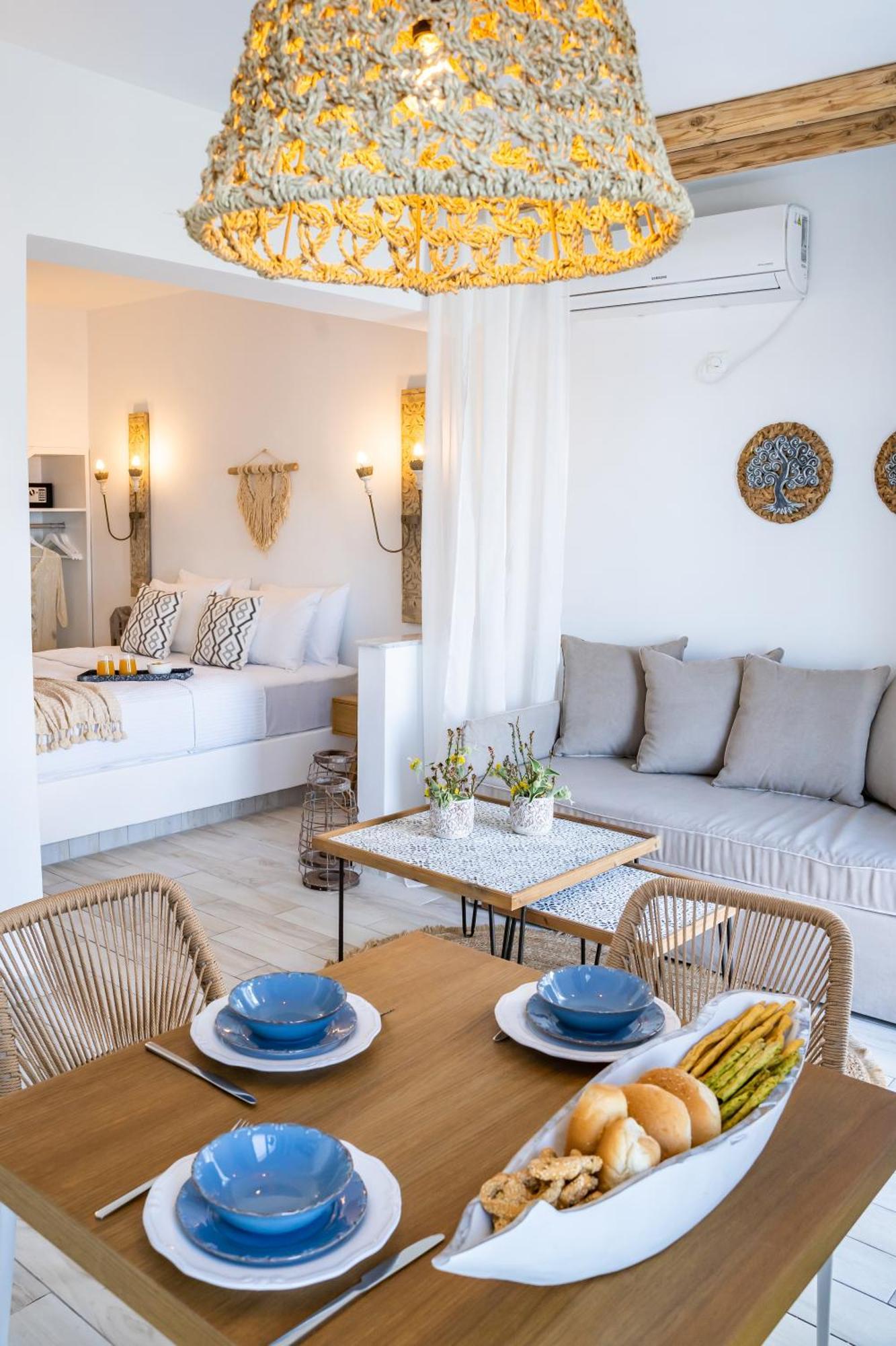Yploui Suites Karpathos Ngoại thất bức ảnh